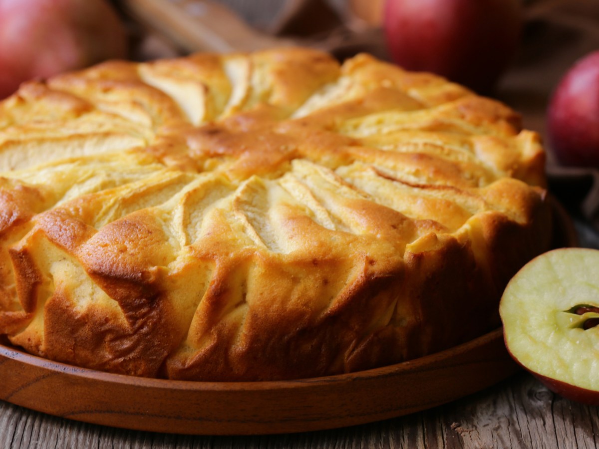 Himmlischer Apfelkuchen ohne Mehl: So lecker schmeckt Low Carb
