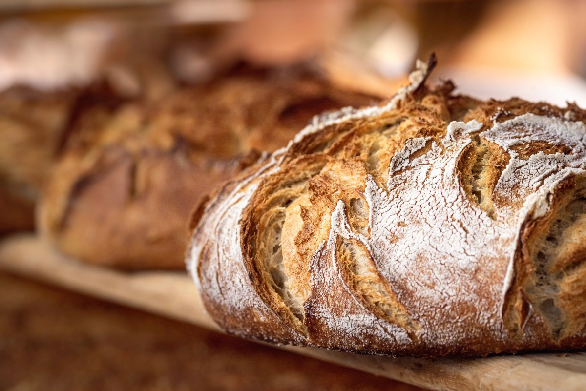 Günstig Brot backen: 4-Zutaten-Rezept von Jamie Oliver