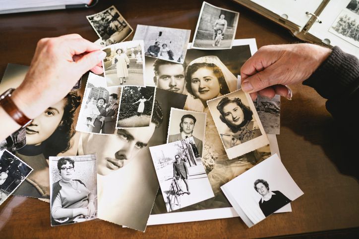 Gnadenhochzeit: Fotos erinnern an die gemeinsamen 70 Jahre.