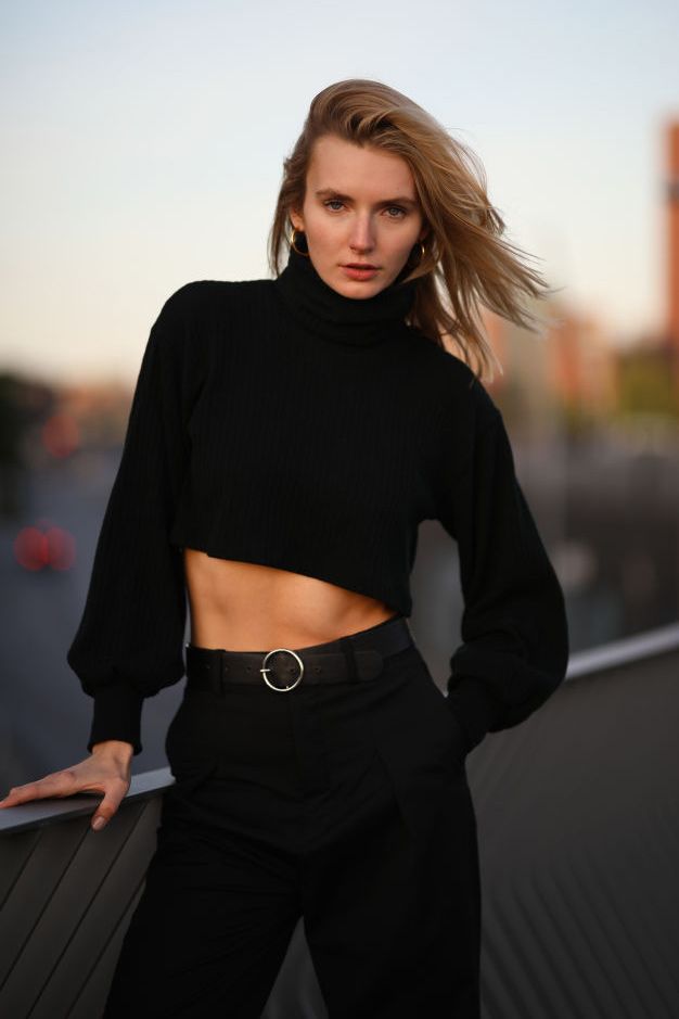 Cropped Pullover sind 2020 Trend