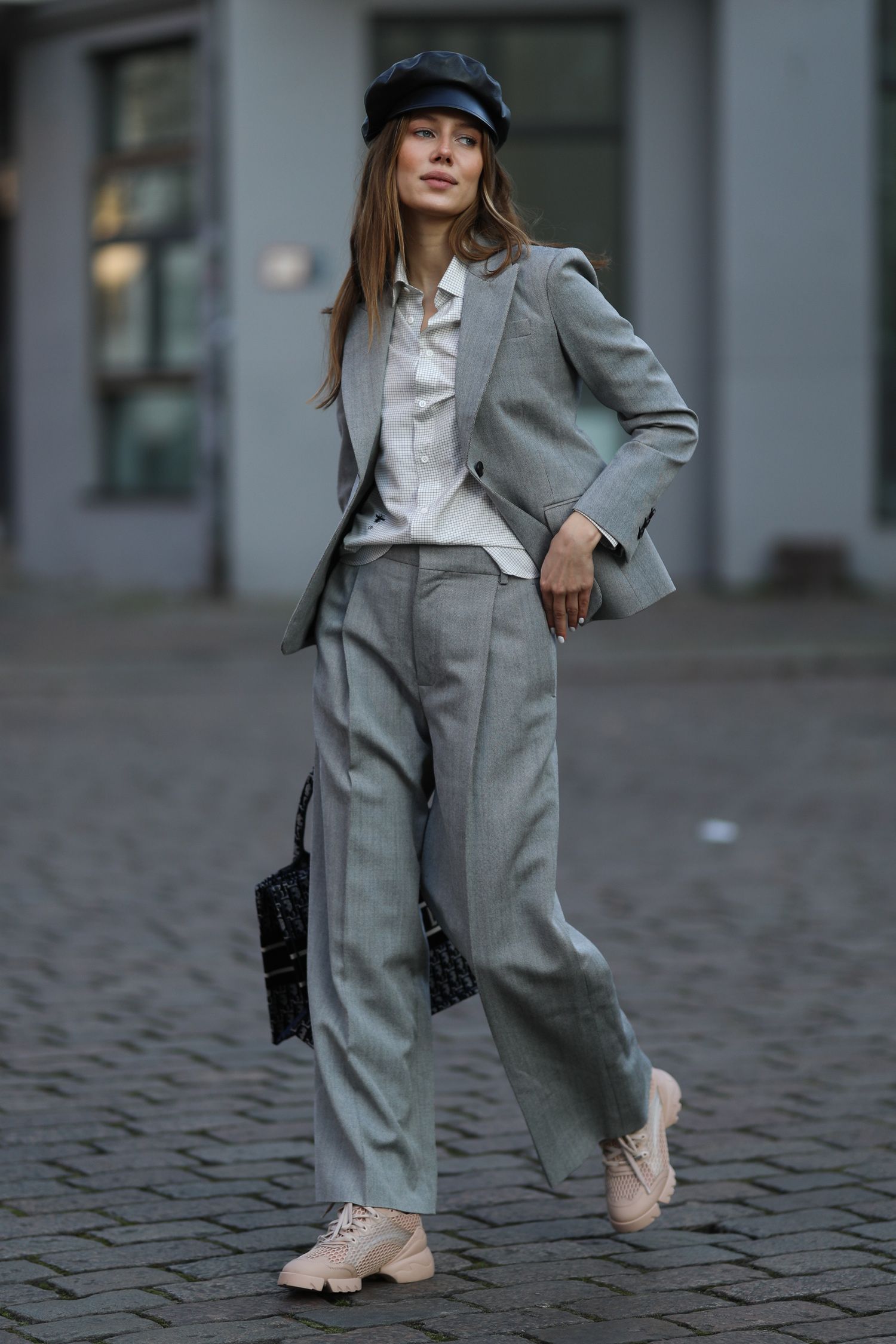 Bundfaltenhosen sind 2021 Trend Bundfaltenhosen sind 2021 Trend