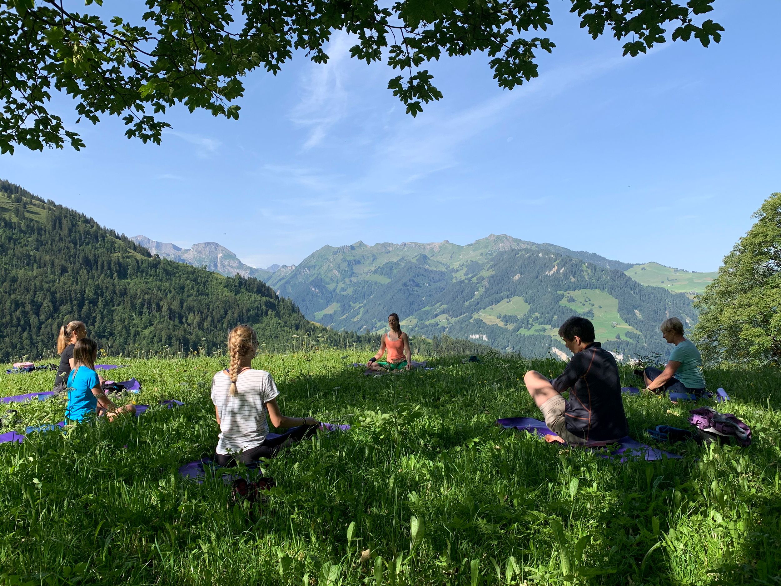 Yoga in den Alpen
