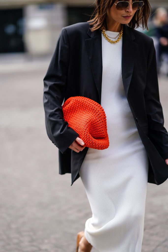 Strickkleider zählen zu den Kleidertrends für den Herbst 2020 Strickkleider zählen zu den Kleidertrends für den Herbst 2020