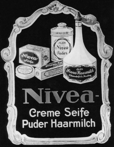1930er: Durchbruch der ersten Nivea Hautpflege-Creme
