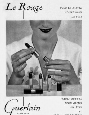 1910: Der erste Lippenstift in Metallh&#xFC;lse ist erh&#xE4;ltlich