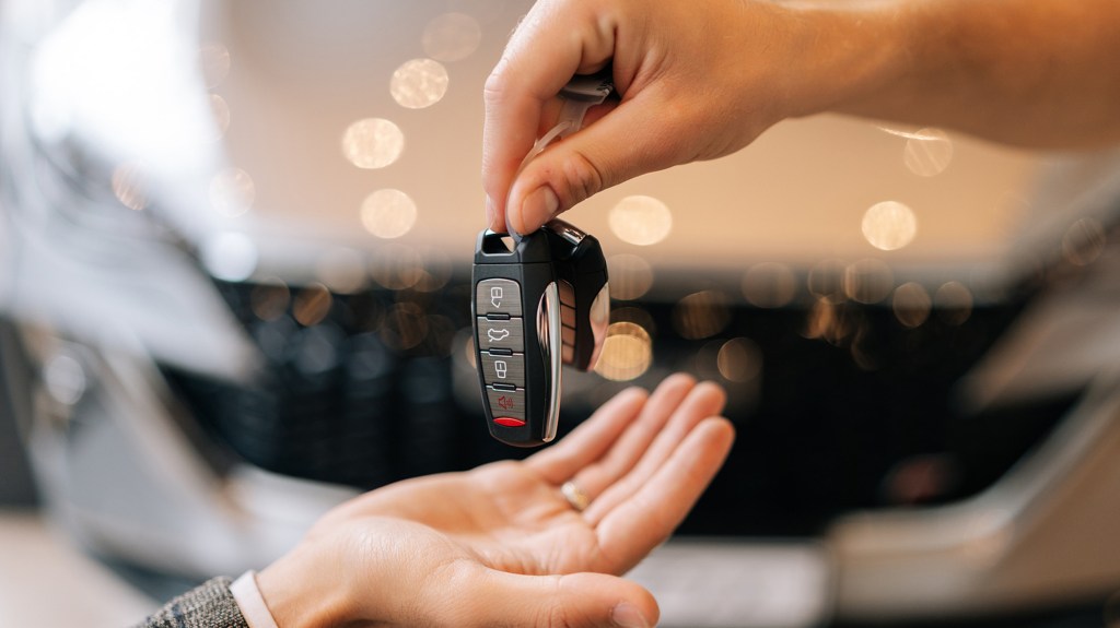 Auto kaufen oder leasen: Was lohnt sich mehr?