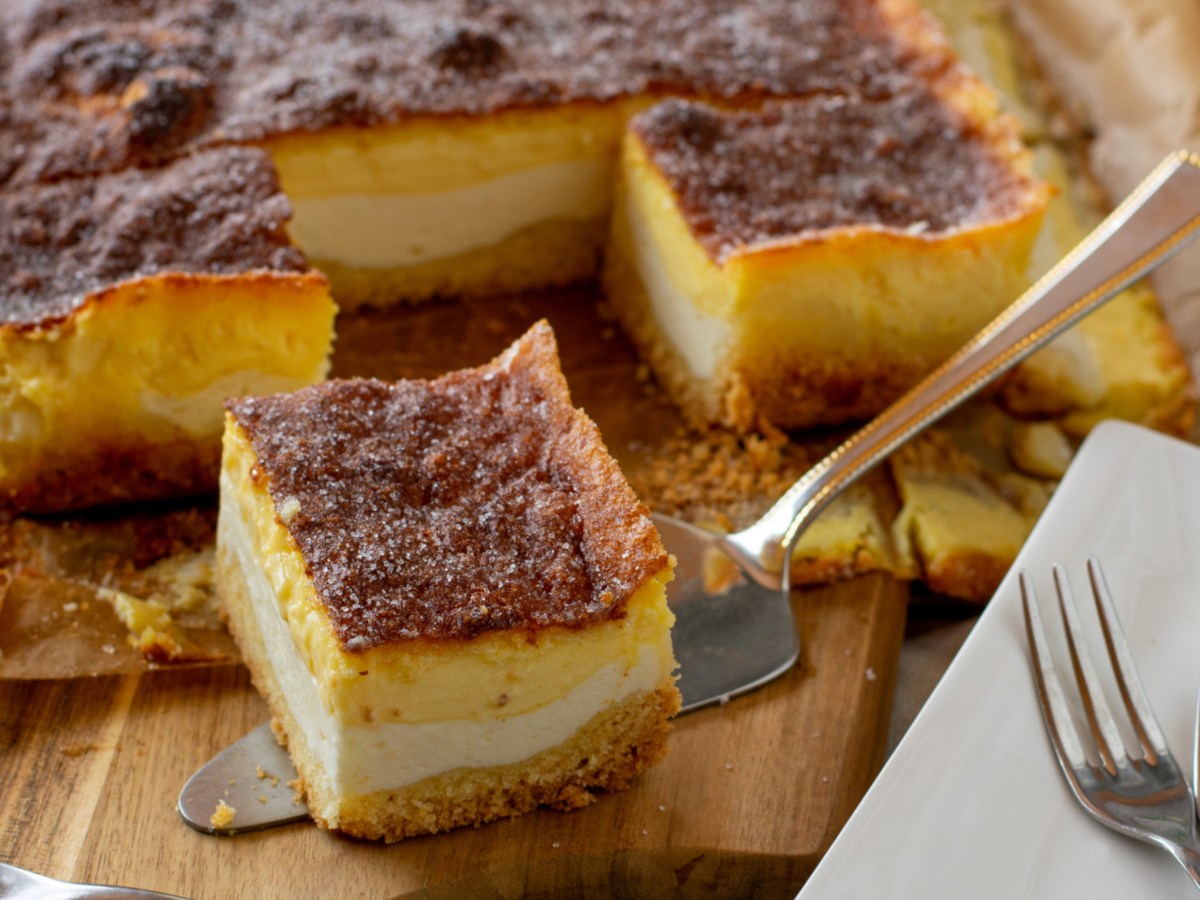 Dresdner Eierschecke: Rezept für das beliebte Traditions-Gebäck aus Sachsen