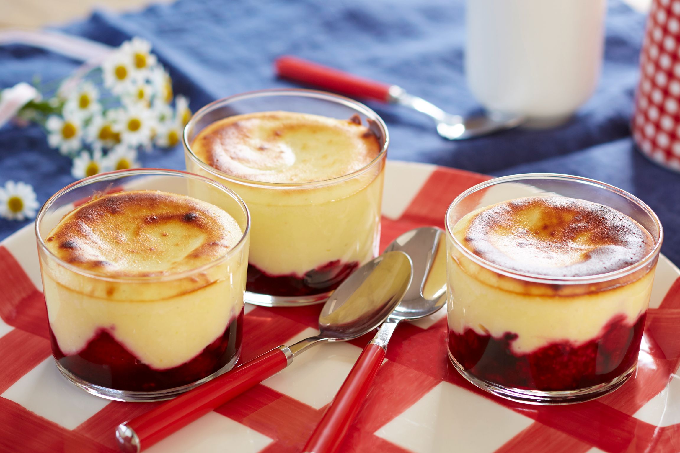 Glutenfreie Rezepte: Luftiges Quark-Gratin mit Beeren