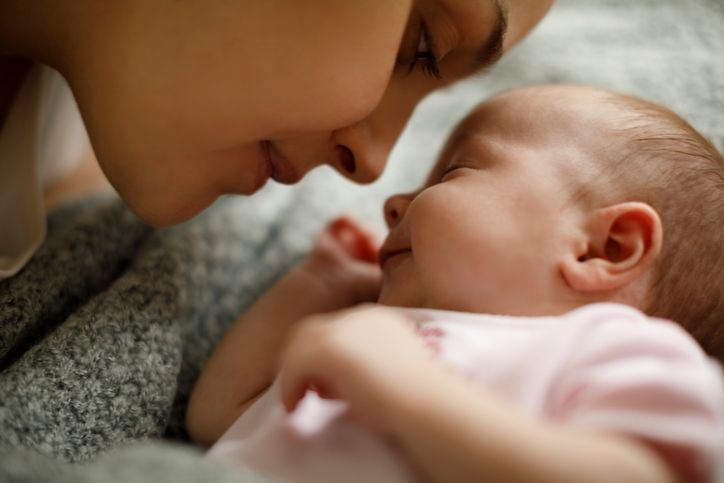 Vorteil des Stillens: die Nähe zum Baby