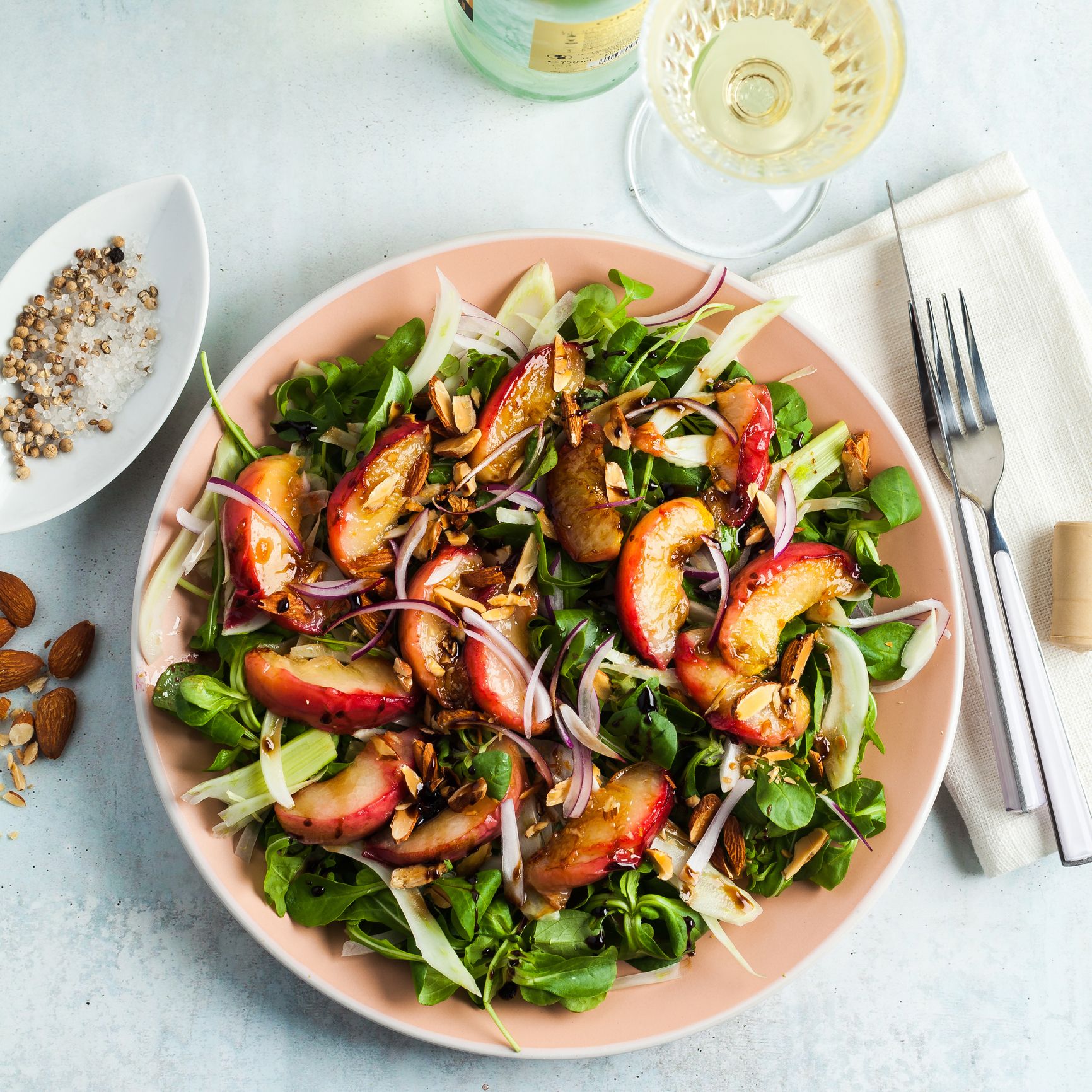 Abnehmen am Bauch: Low Carb am Abend Appetitlicher Salat