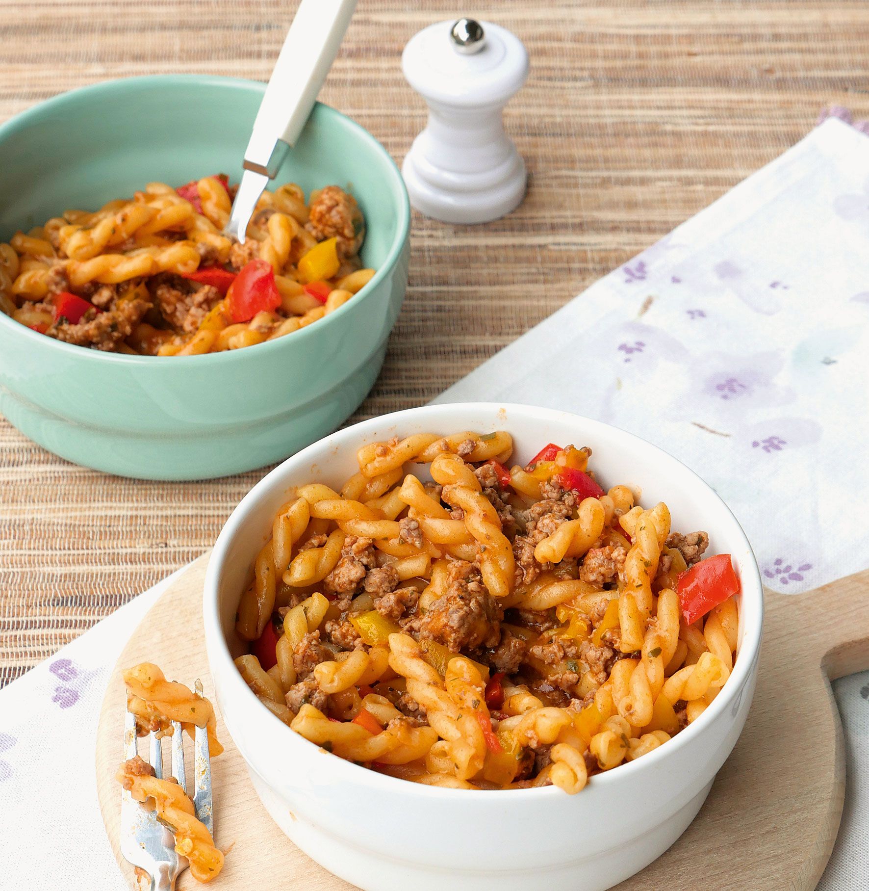 One-Pot-Gericht: Nudeln mit Hackfleisch und Paprika