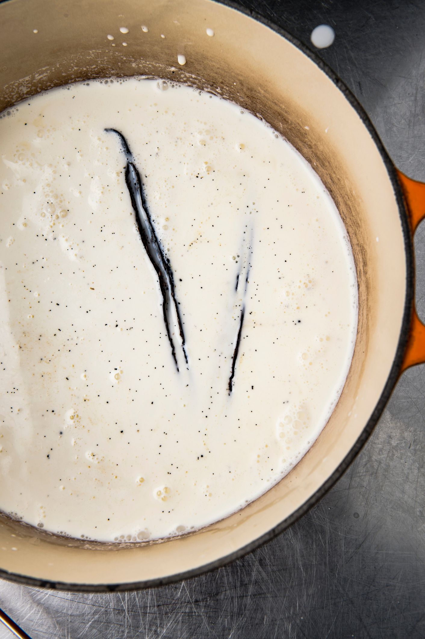 Vanilleeis selber machen: Einfaches Rezept Vanilleeis selber machen: Einfaches Rezept
