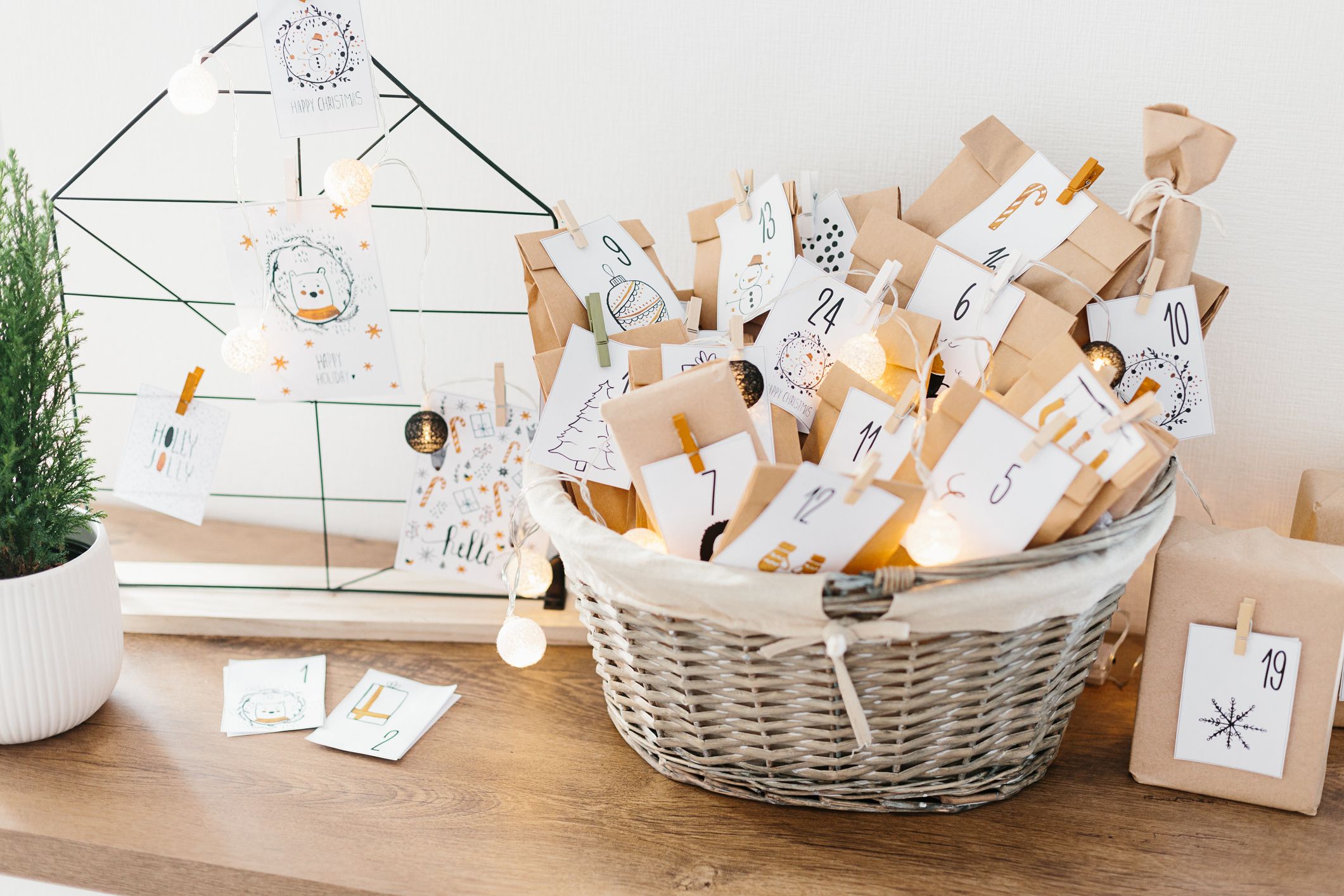 Adventskalender für den Freund aus Papiertüten Adventskalender für den Freund aus Papiertüten