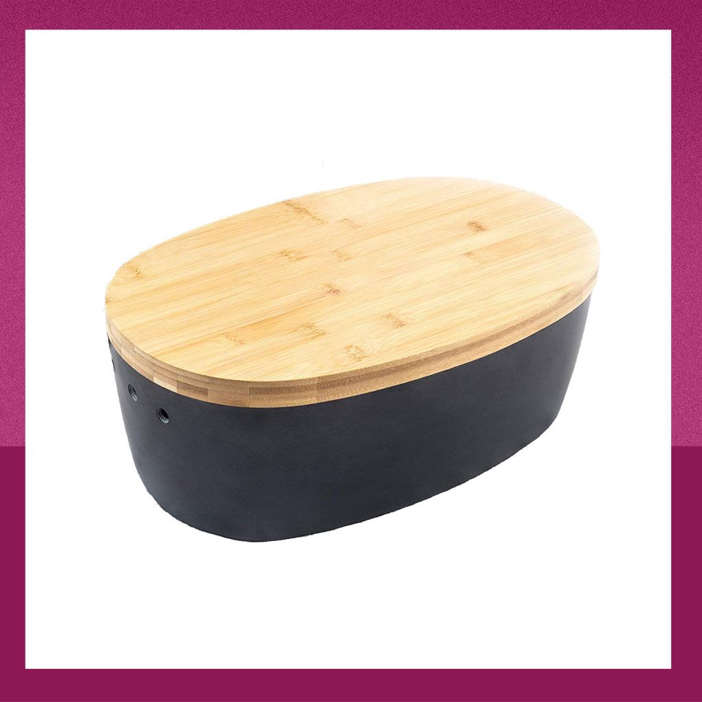 In einem Brotkasten aus Holz oder Steingut bleibt Brot länger frisch In einem Brotkasten aus Holz oder Steingut bleibt Brot länger frisch