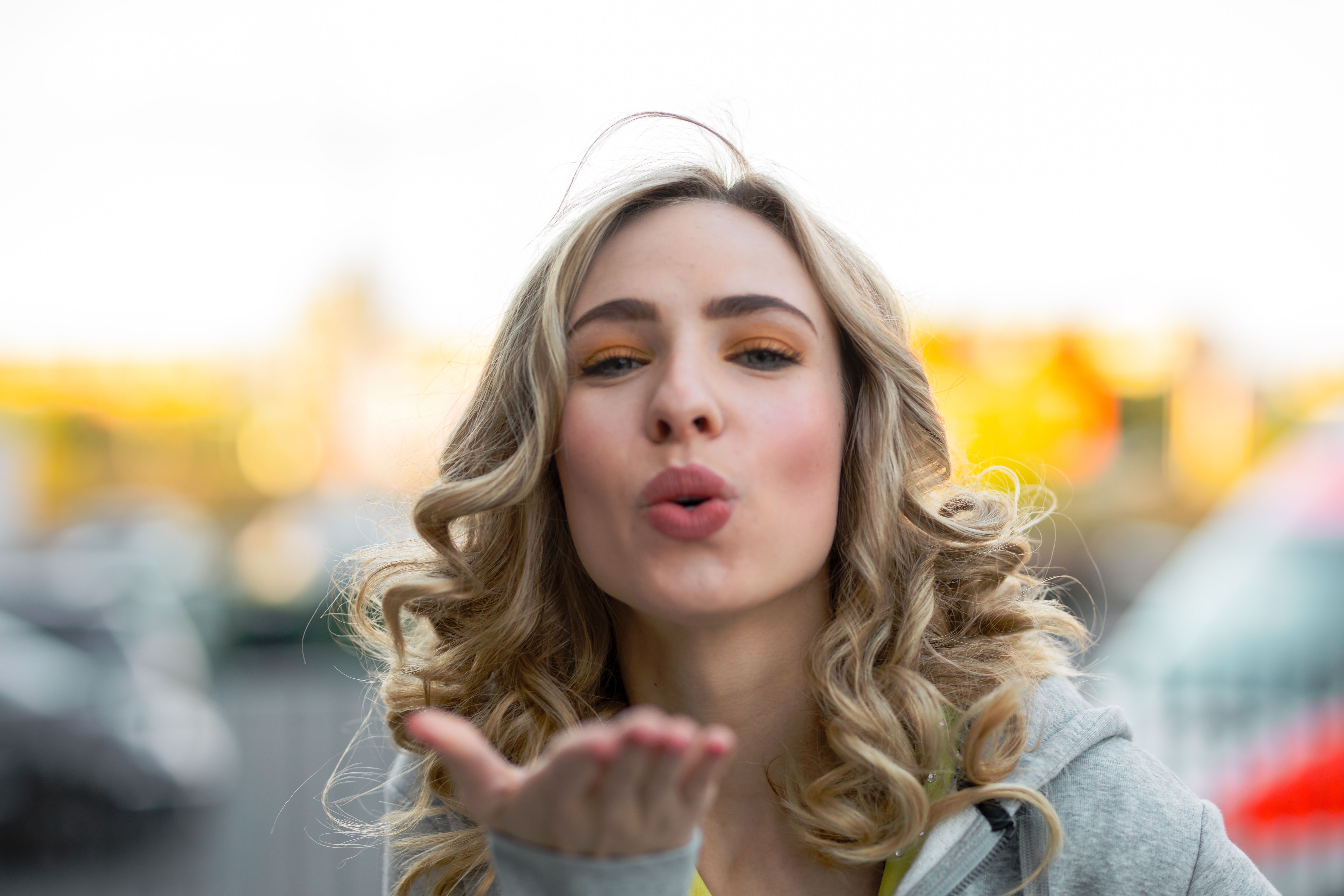 Locken ohne Hitze: Korkenzieher-Locken