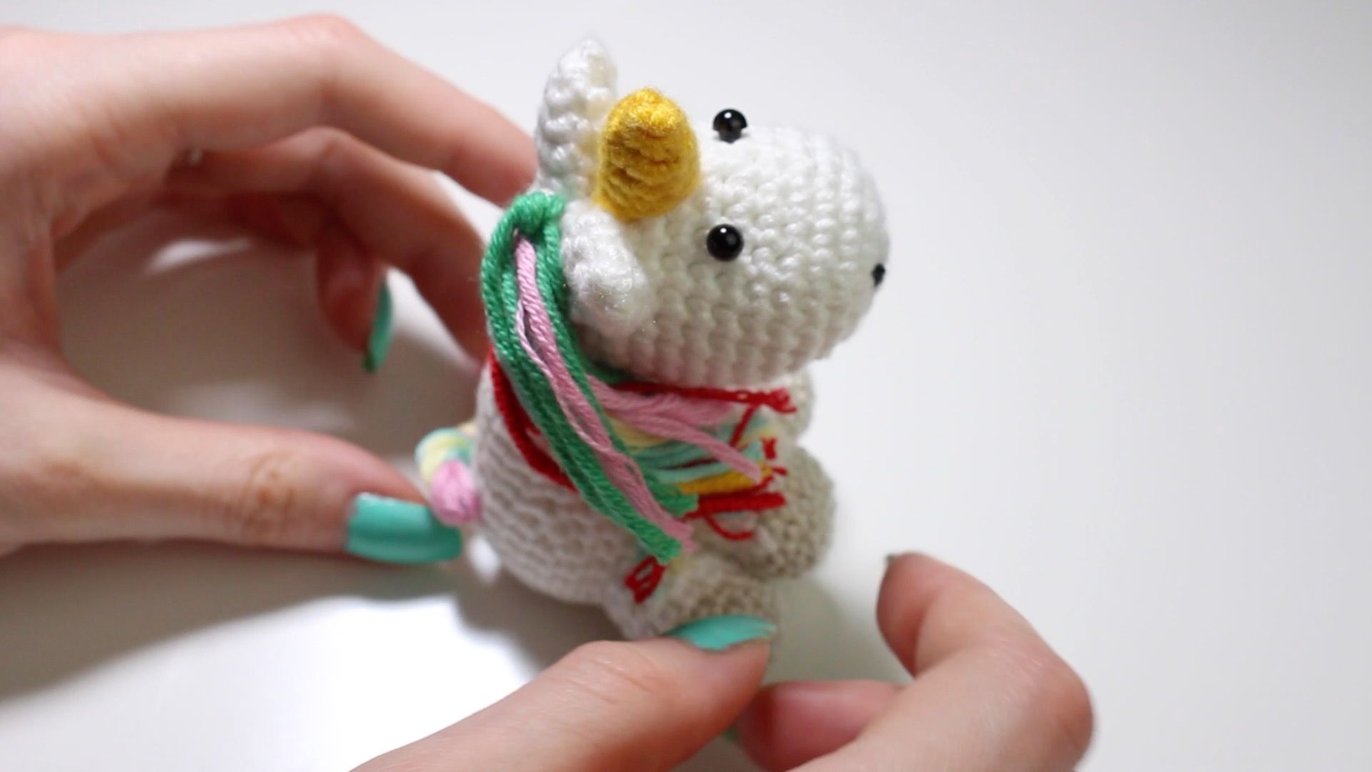 DIY-Einhorn: Die Mähne nähen DIY-Einhorn: Die Mähne nähen