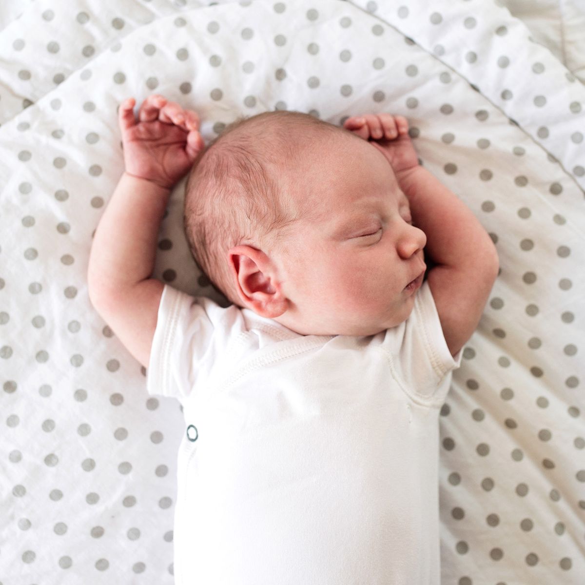 Babys Entwicklung mit 3 Wochen (1. Monat)