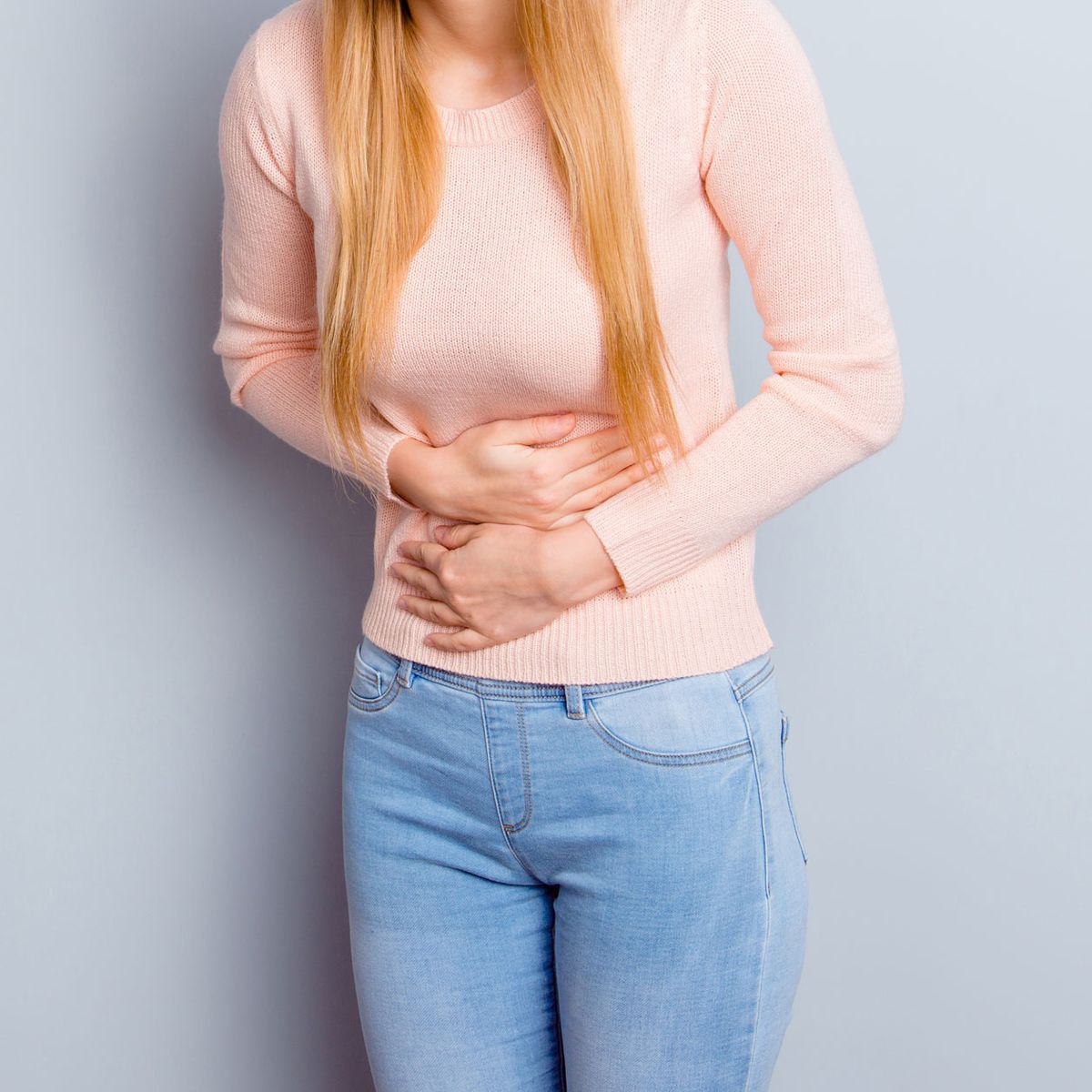 Was-hilft-gegen-Bauchschmerzen-Die-besten-SOS-Tipps-gegen-Kr-mpfe