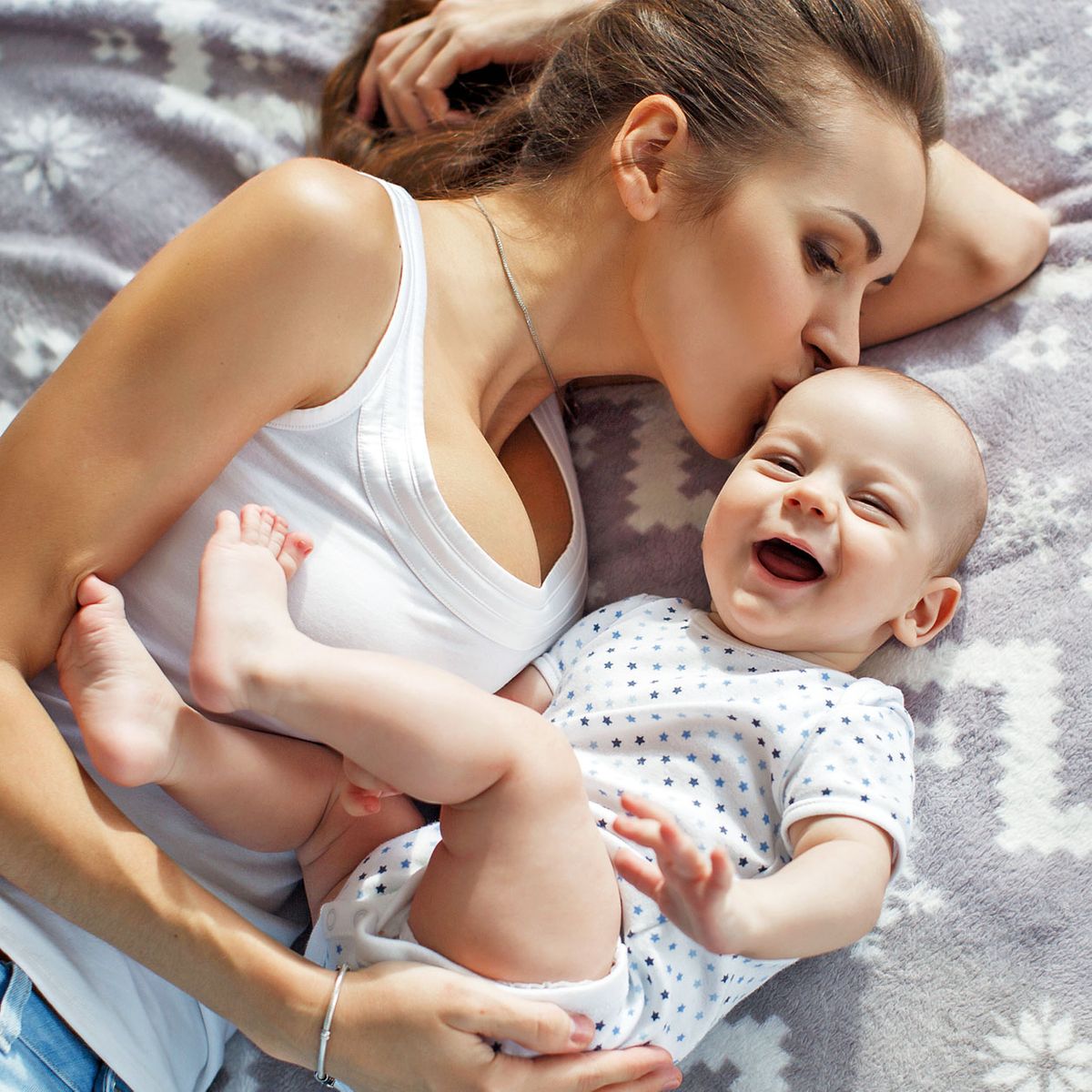 Von Mama zu Mama: Diese Stillkleidung ist WIRKLICH praktisch