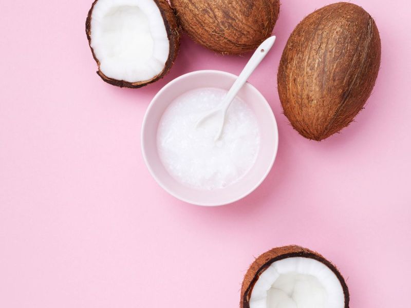 Kokosöl zum Abnehmen: Hilft das Fett bei einer Diät?