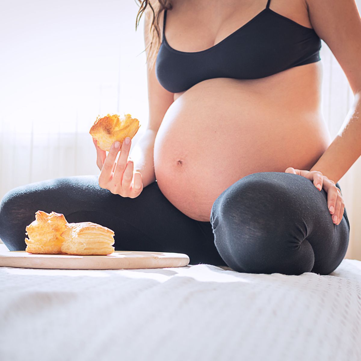 32 неделя беременности что происходит с мамой. 30 Недель беременности фото. Питание для беременных на 30 недели.