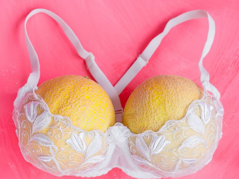 Große Brüste: 11 Gründe, warum es toll ist, sie zu haben