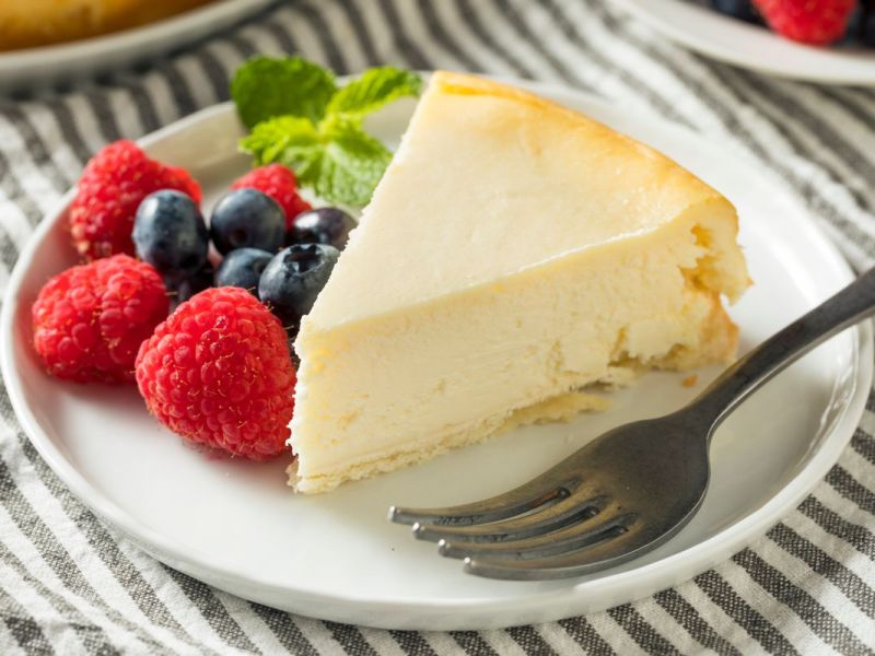 Käsekuchen ohne Mehl: Einfaches Rezept ohne Boden