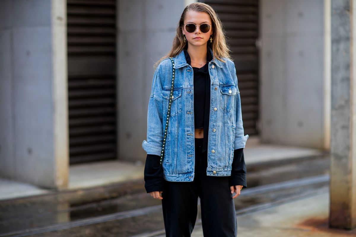 Jeansjacke kombinieren: Die besten Tipps