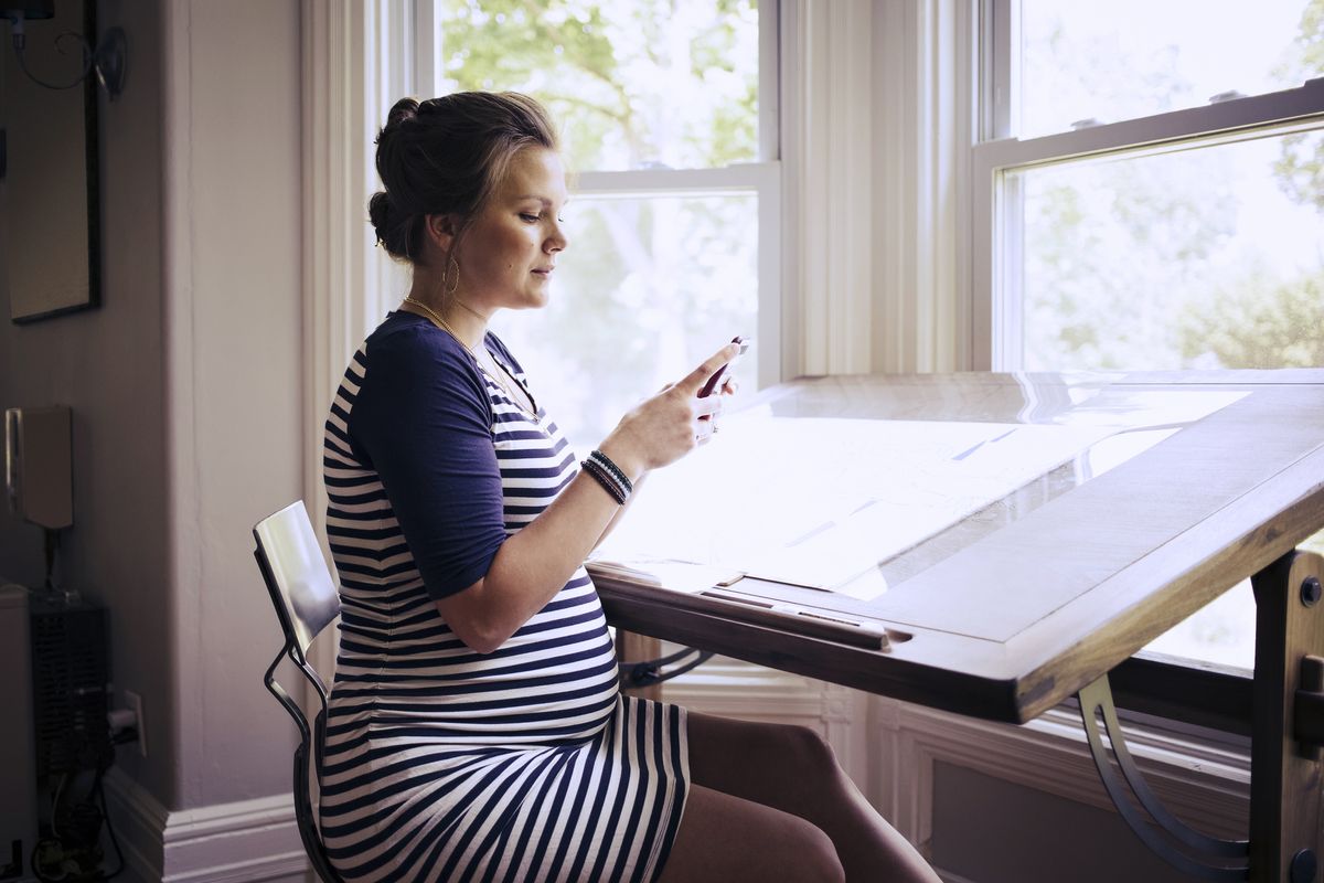 Schwangerschaftsstreifen vorbeugen: Die besten Tipps