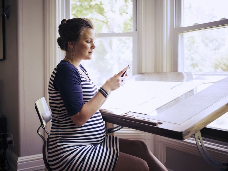 Schwangerschaftsstreifen vorbeugen: Die besten Tipps