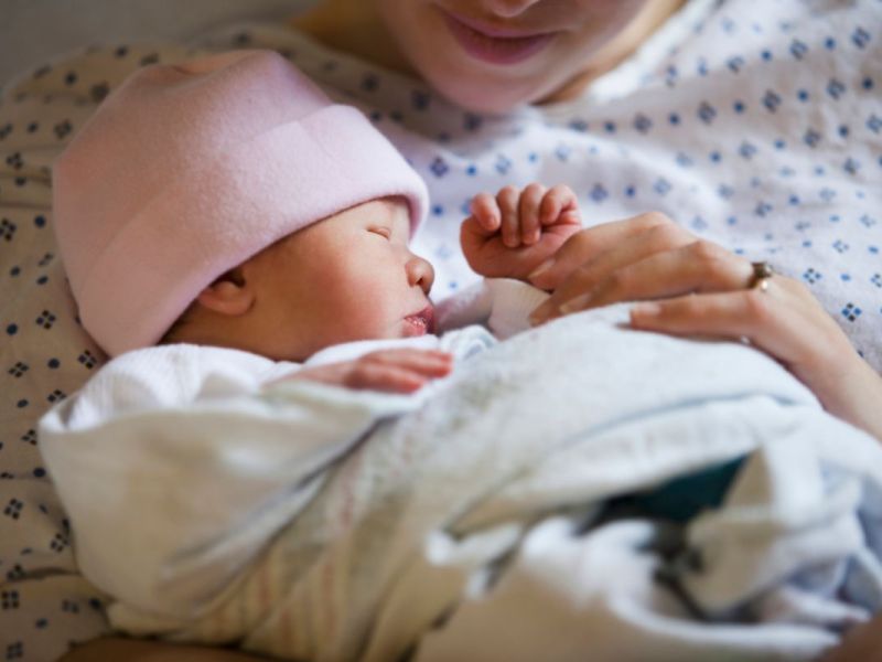 Kolostrum: Warum die Vormilch so wichtig für dein Baby ist