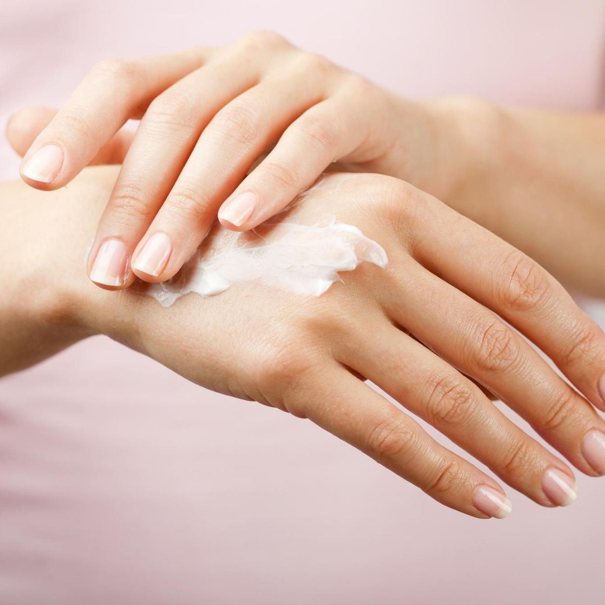 Zarte Haut im Handumdrehen: Handcreme einfach selber machen