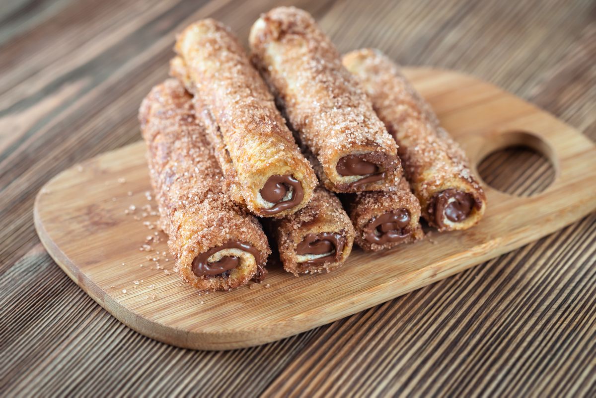 Toast-Röllchen mit Schoko-Füllung