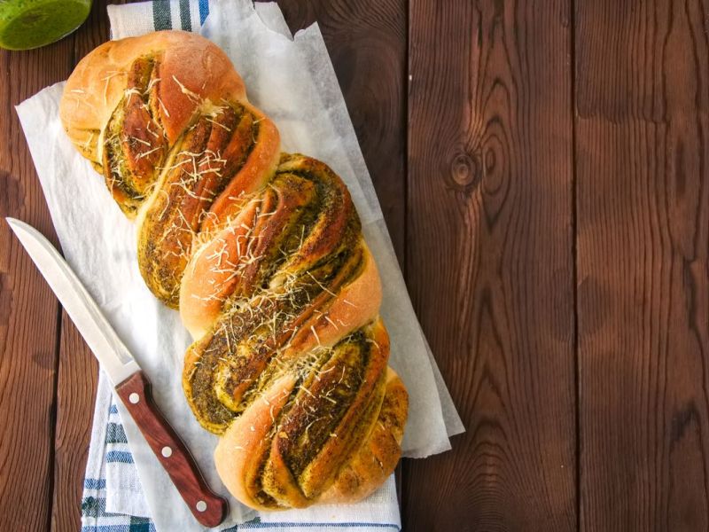 Pestobrot mit Quinoa