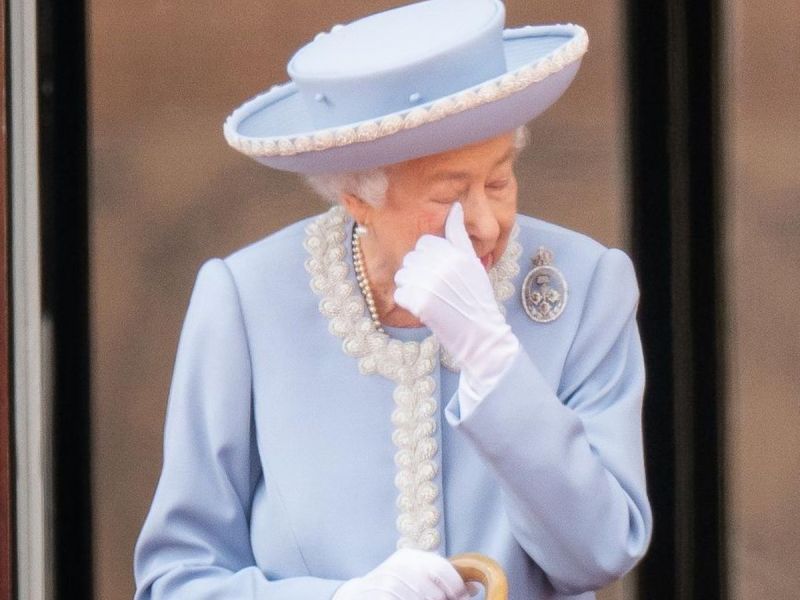 Queen Elizabeth II.: Bei Militärparade fließen Tränen
