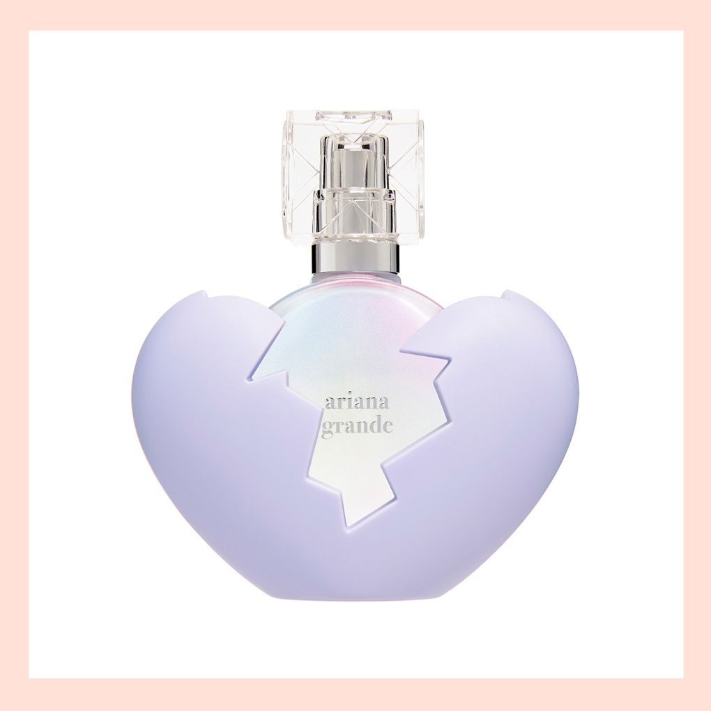 Der neue Duft von Ariana Grande riecht nach Marshmallow. Der neue Duft von Ariana Grande riecht nach Marshmallow.