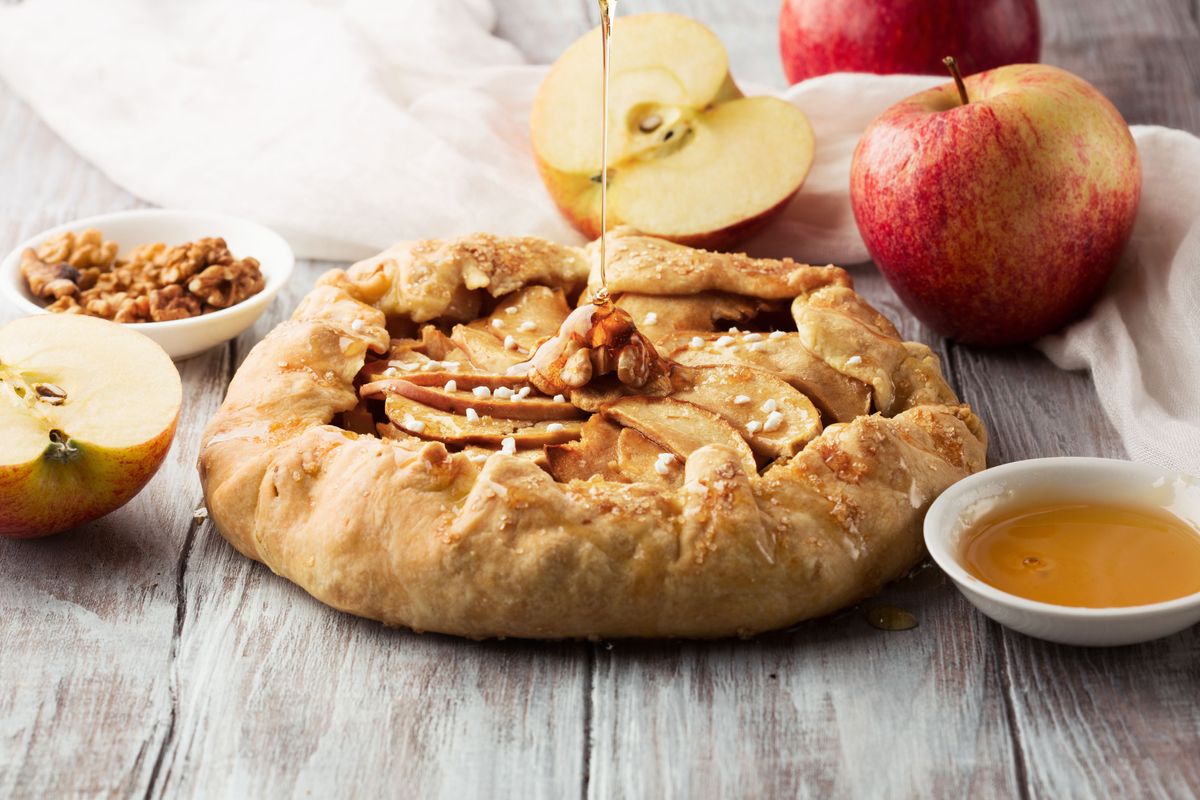 Apfel-Galette mit Nüssen: Schnell, einfach und so gut