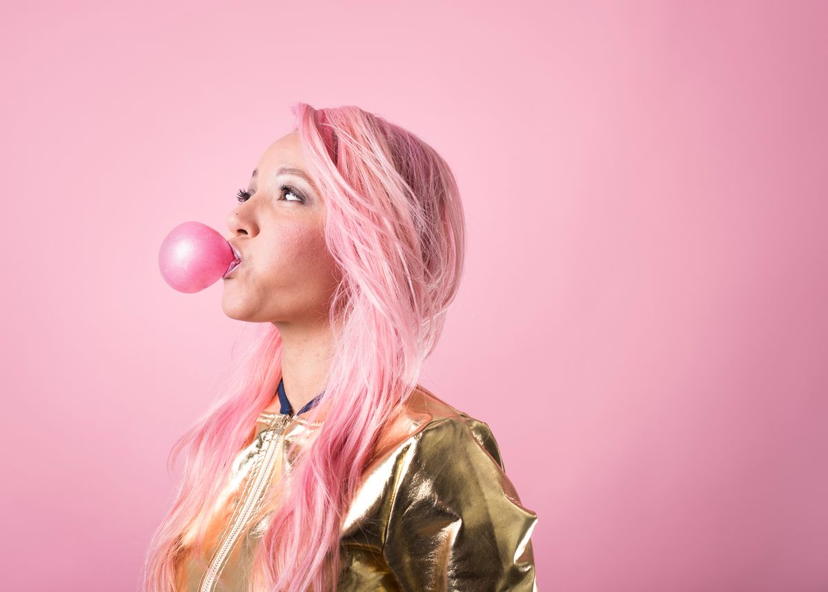 Blond, Brünett oder doch eher Pastell? Der Test verrät welche Haarfarbe dir gut steht.