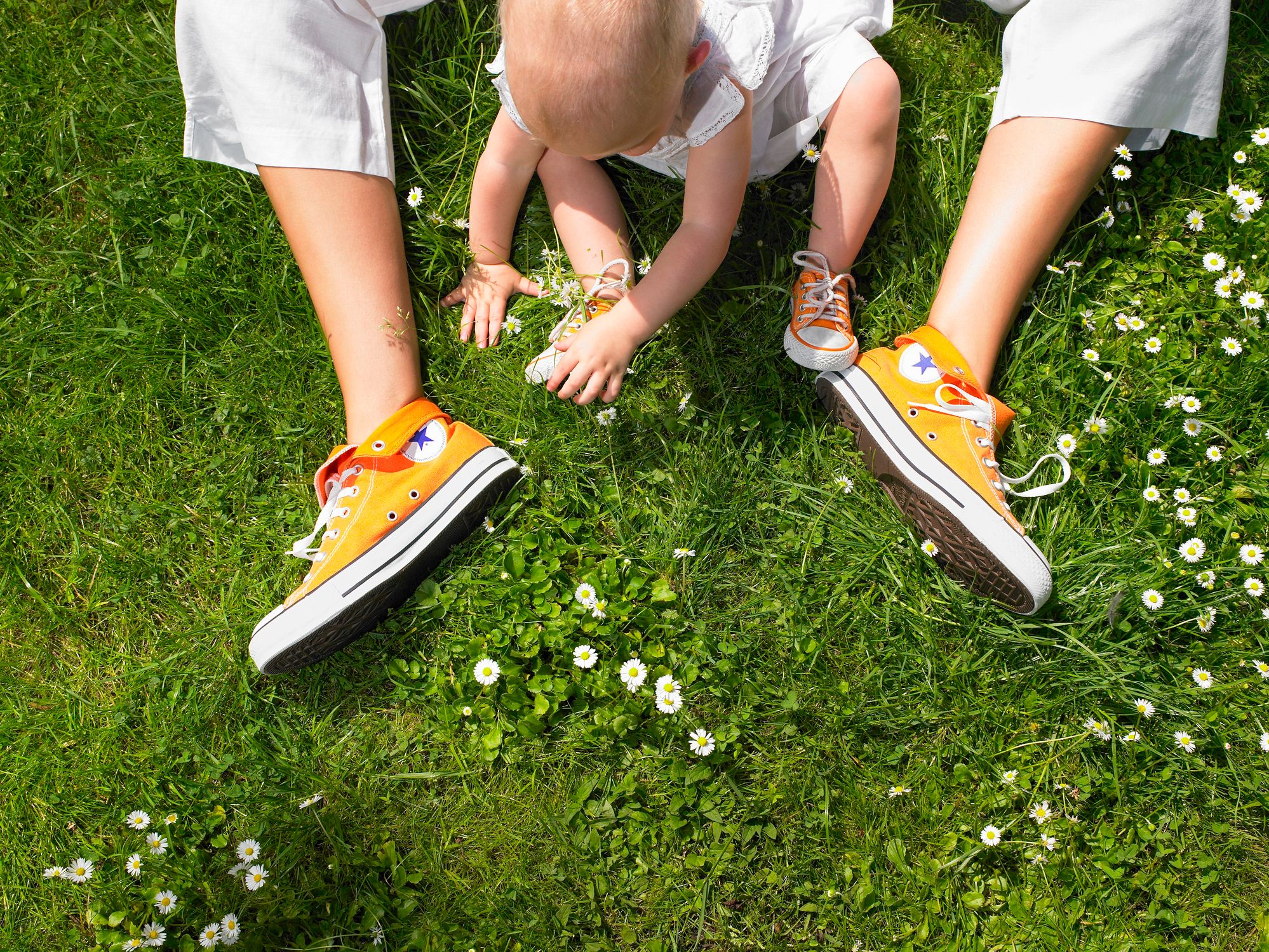 Converse Sneaker haben auch seitlich zwei weitere Ösen.