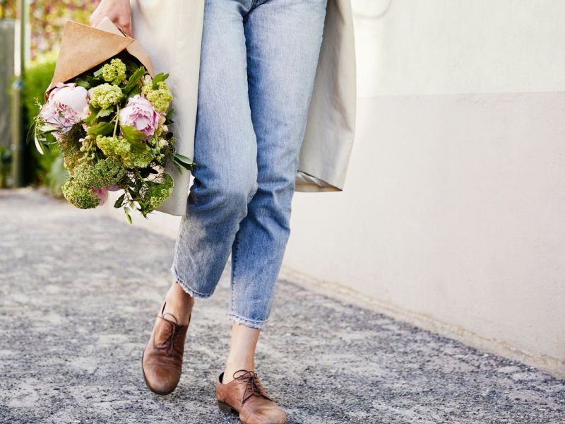 Reibungslöcher an Jeans verhindern
