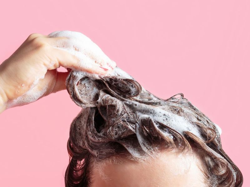 Shampoo regelmäßig wechseln: Wichtig oder sinnlos?