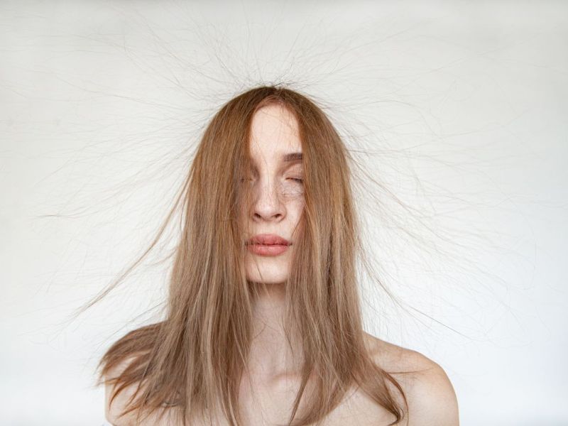 Barely There Hair: Der beste Frisuren-Trend bei Bad Hair Days