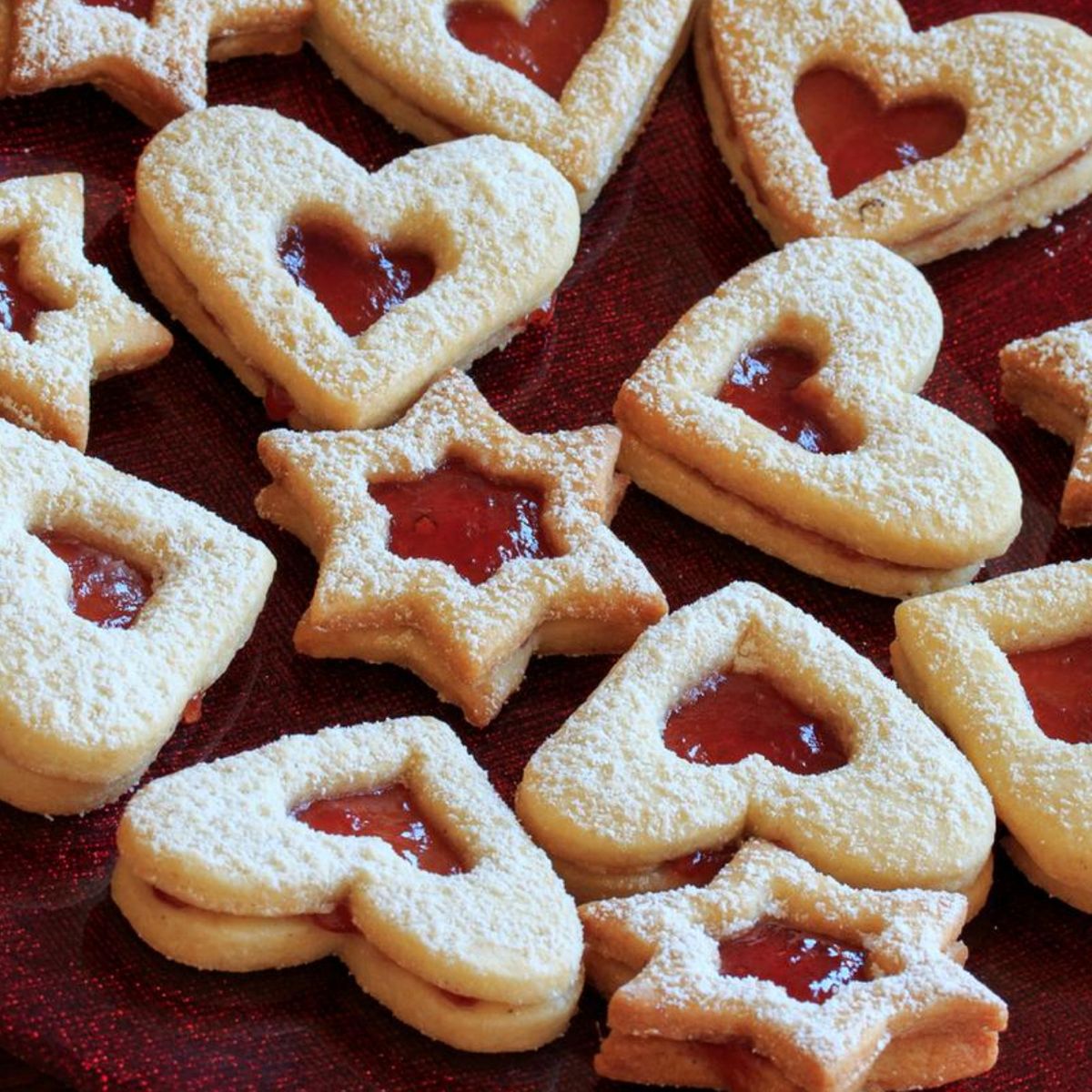 Spitzbuben wie bei Oma: Geniales Plätzchen-Rezept für alle Naschkatzen