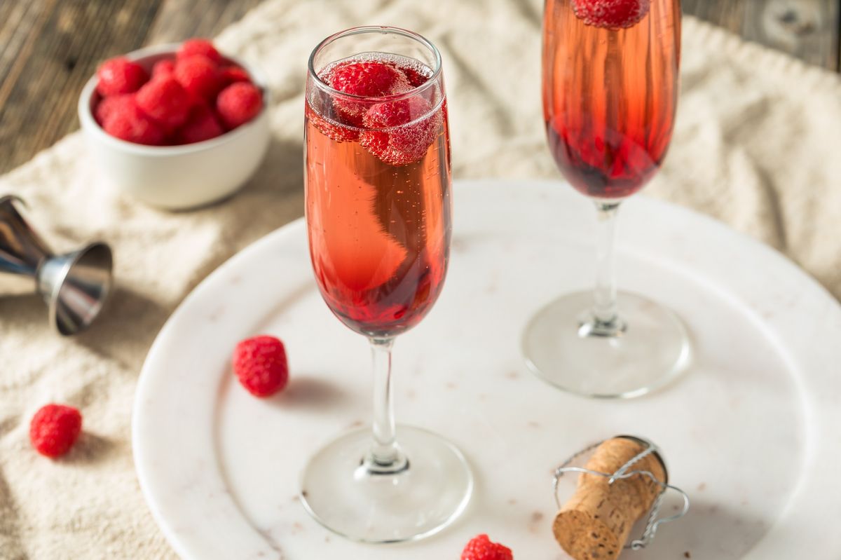 Kir Royal: Champagner-Cocktail mit nur 2 Zutaten! - gofeminin