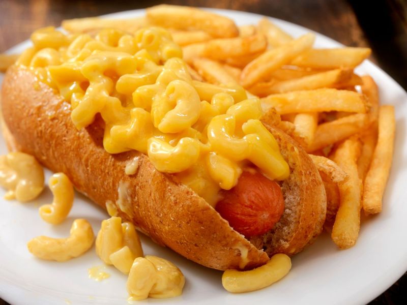 Mac and Cheese Hot Dogs