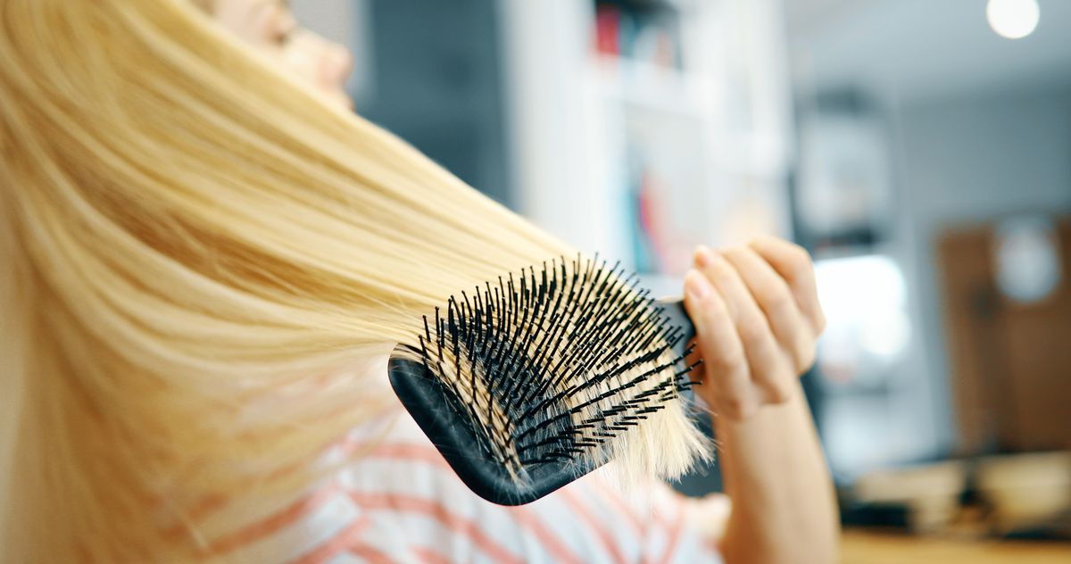 TikTok-Trend: Selbstreinigende Haarbürste