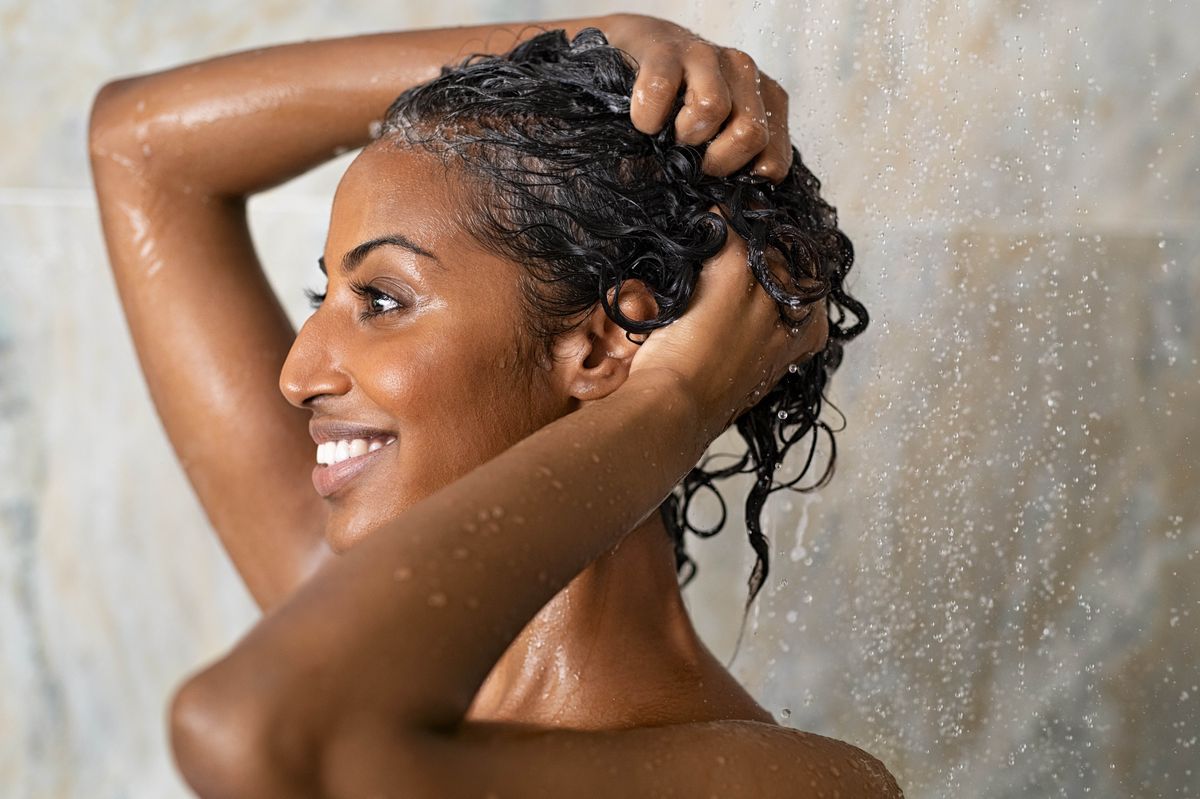 Wie oft sollte man sich die Haare waschen?