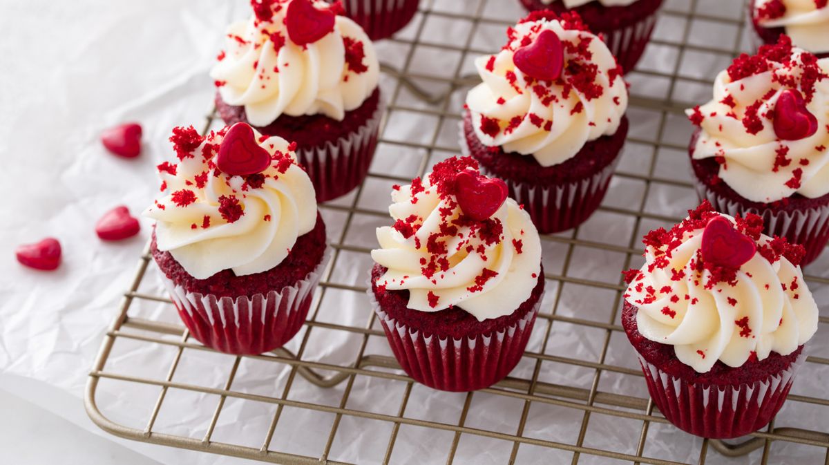 Red Velvet Cupcakes zum Valentinstag