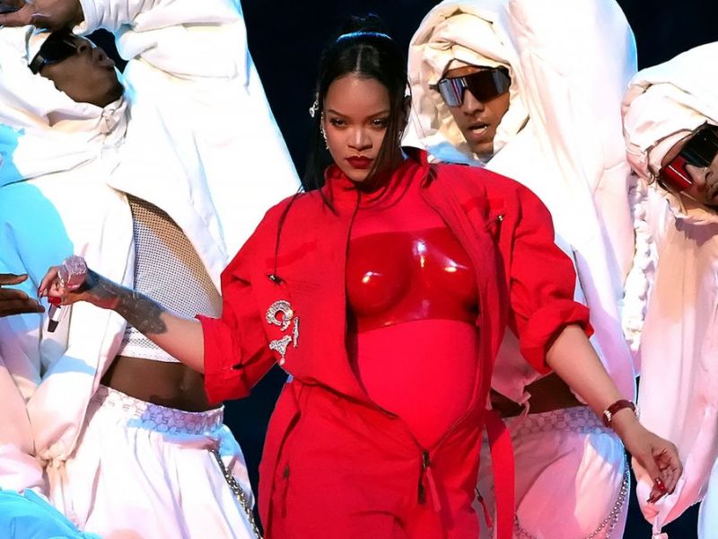 Baby-News beim Super Bowl: Rihanna überrascht mit Babybauch