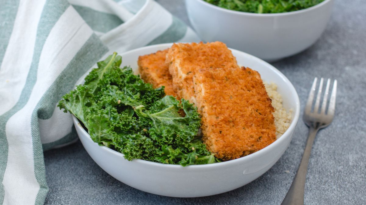 Knuspriges Tofu-Schnitzel selber machen: Dieses Rezept haut uns um